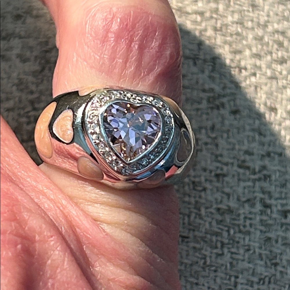 Vintage Silver and Gold Heart Ring - Picture 7 of 16
